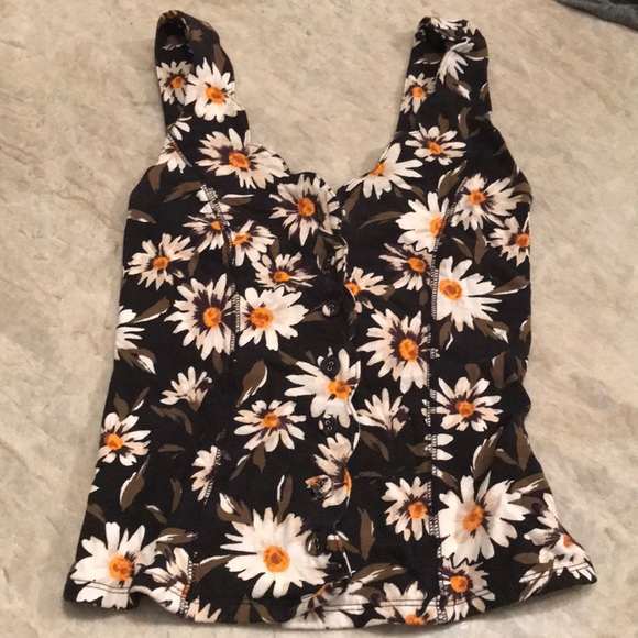 Kimchi Blue Tops - Kimchi Blue sunflower tank top sz S